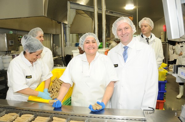 The Hon John Key learns to make Bean Supreme Tofu Sausages